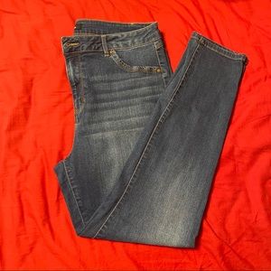 d. JEANS skinny jeans